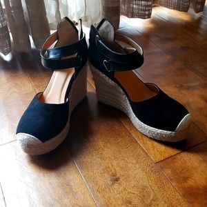 Summer Black Wedges